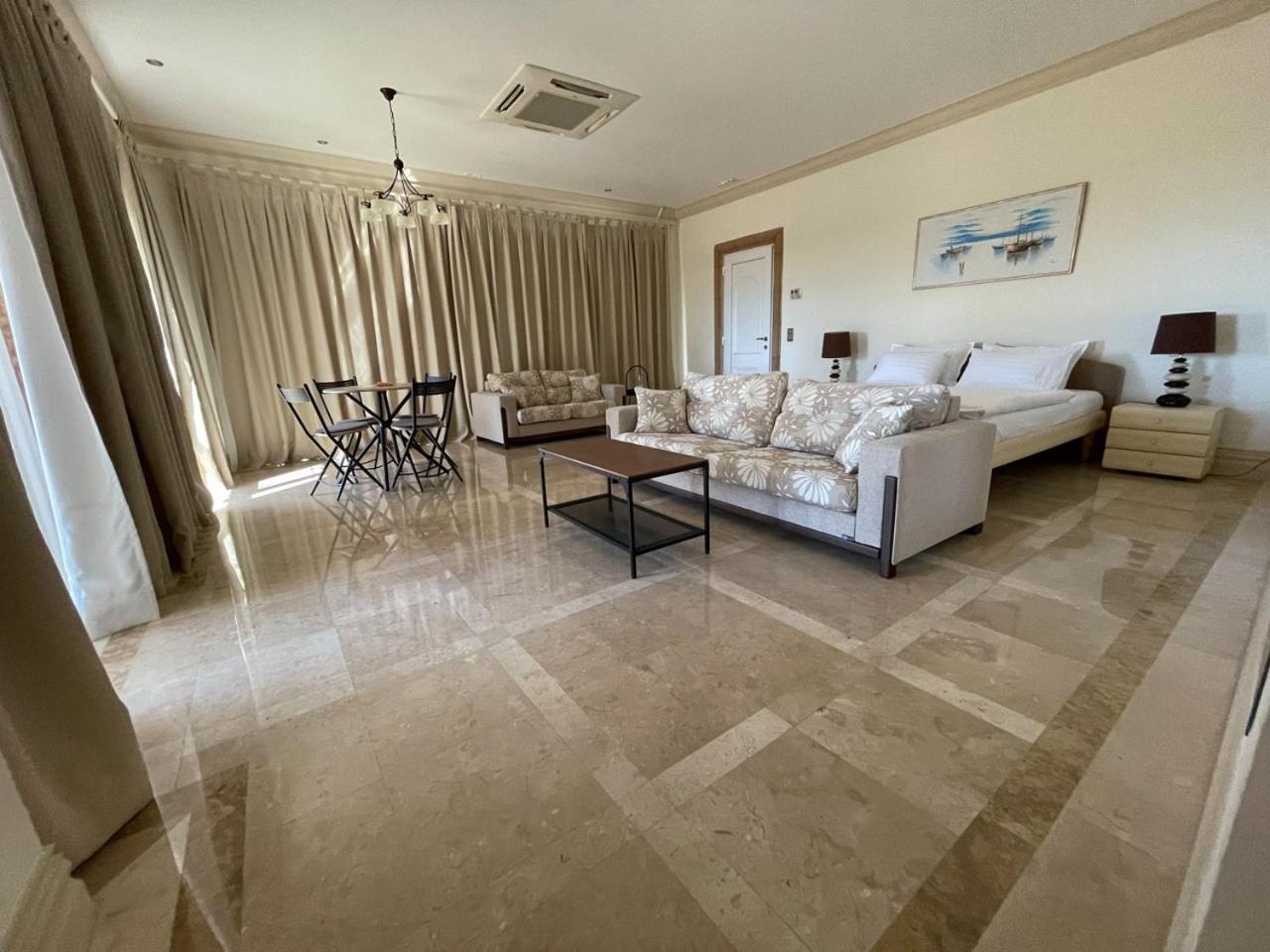 Nostrana Village Apartments Koskinou  Стая снимка