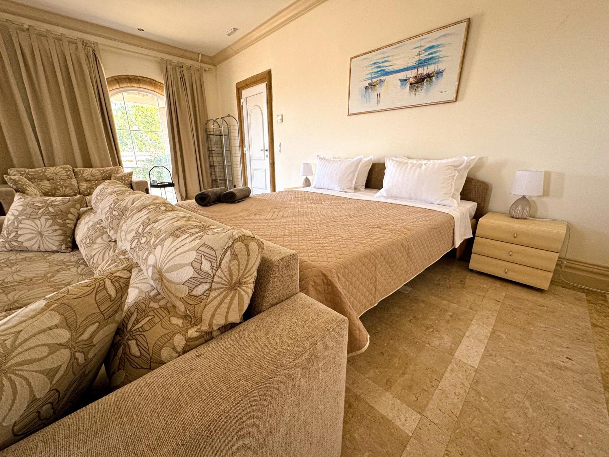 Nostrana Village Apartments Koskinou  Екстериор снимка